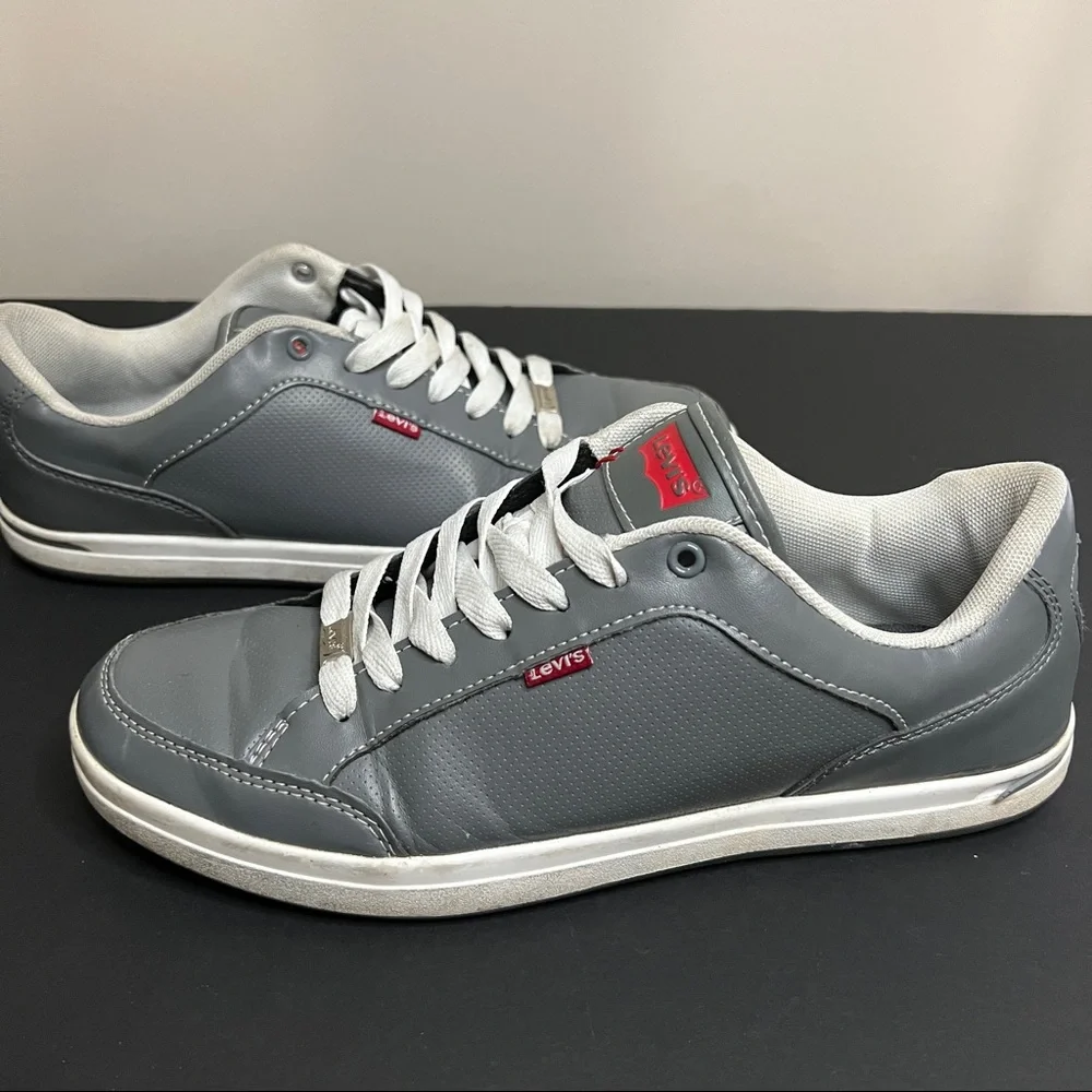 Levi's Gray and White Men's Sneakers
